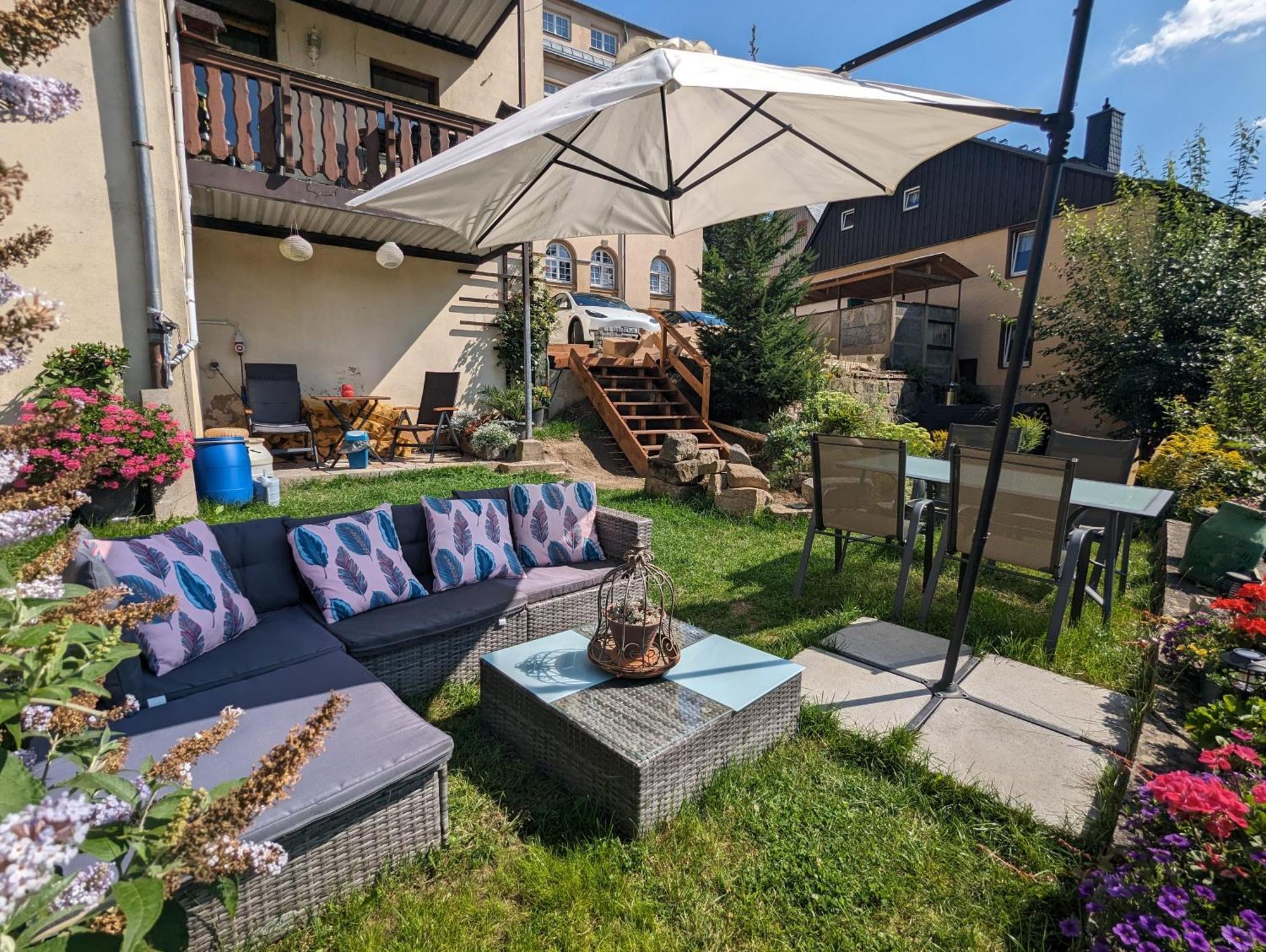 Hw4B - Urlaubsmagie - Zentral Mit Gemeinschaftsgarten, -Pool, -Sauna & Whirlpool Sebnitz Ngoại thất bức ảnh
