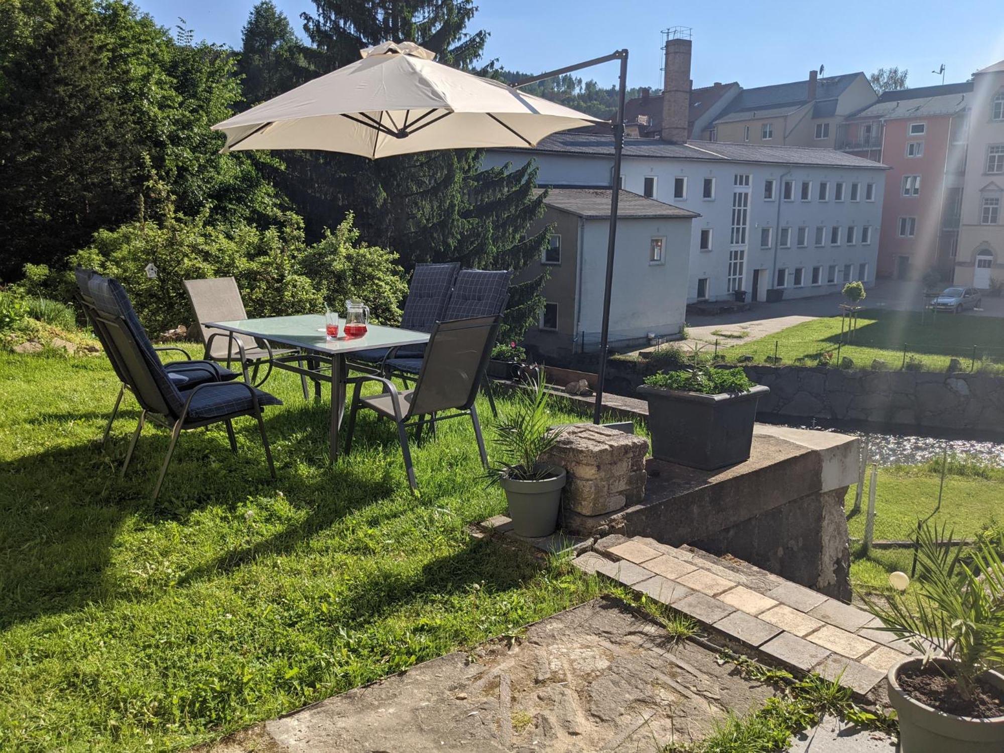 Hw4B - Urlaubsmagie - Zentral Mit Gemeinschaftsgarten, -Pool, -Sauna & Whirlpool Sebnitz Ngoại thất bức ảnh