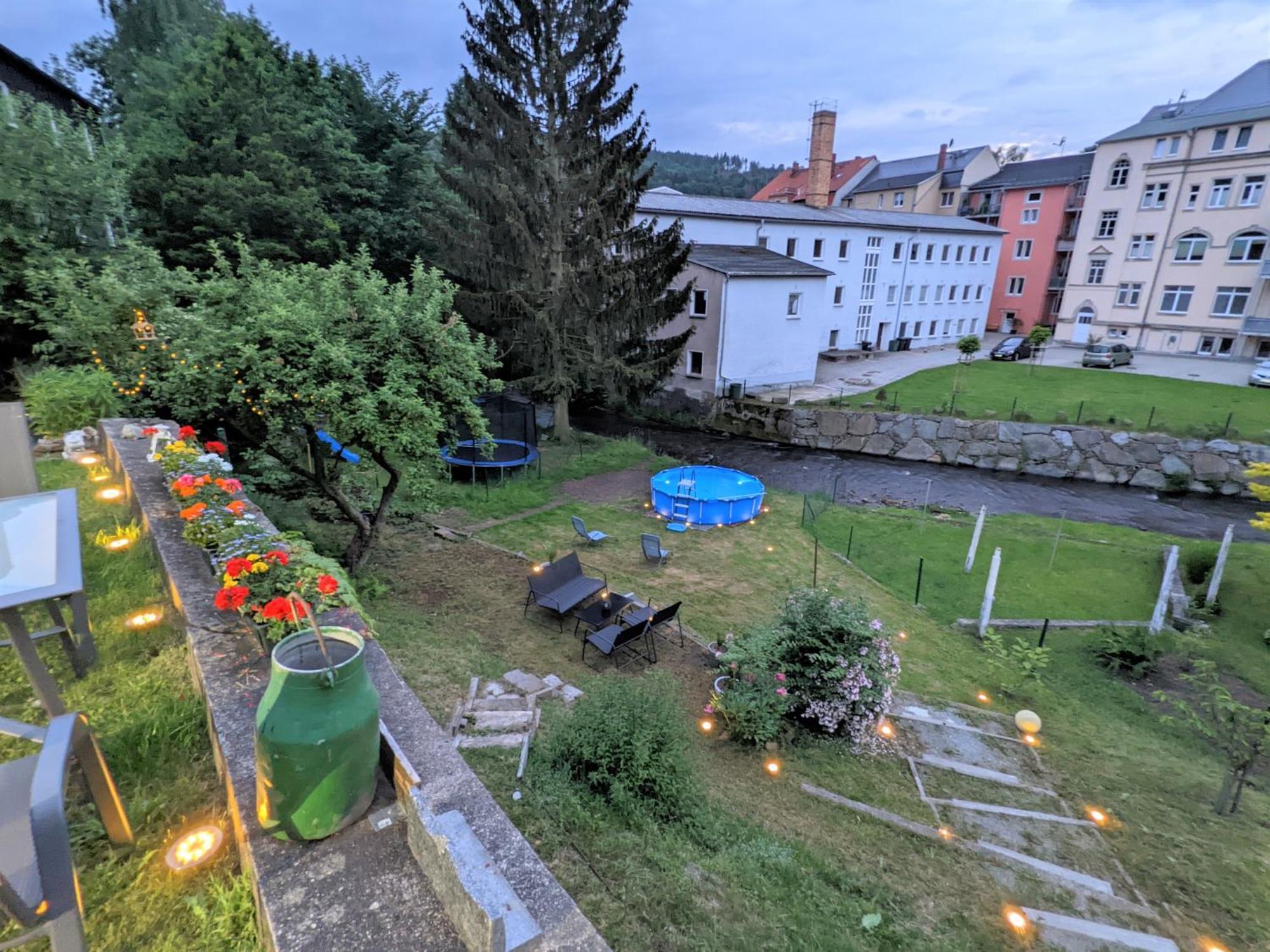 Hw4B - Urlaubsmagie - Zentral Mit Gemeinschaftsgarten, -Pool, -Sauna & Whirlpool Sebnitz Ngoại thất bức ảnh