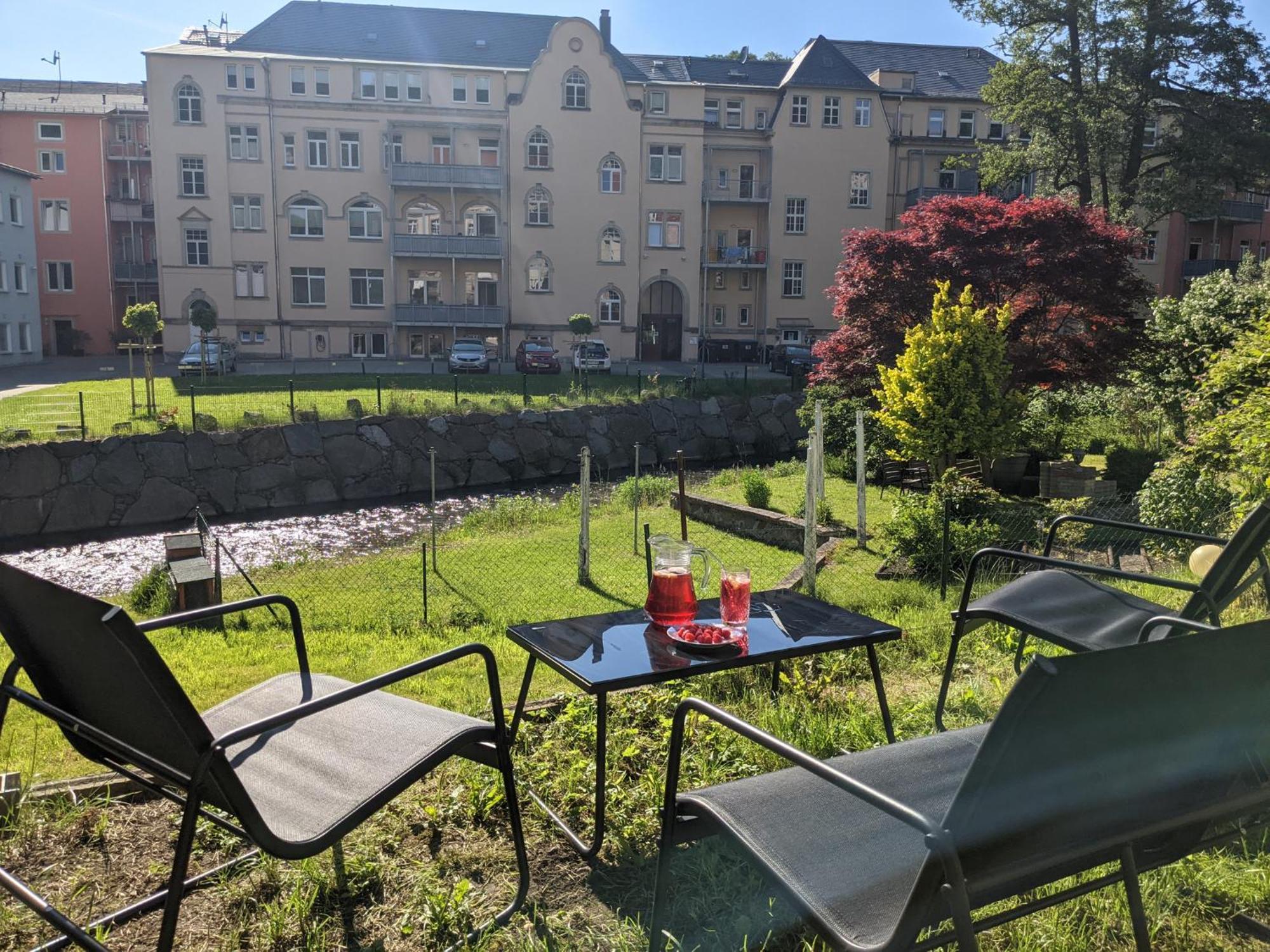 Hw4B - Urlaubsmagie - Zentral Mit Gemeinschaftsgarten, -Pool, -Sauna & Whirlpool Sebnitz Ngoại thất bức ảnh