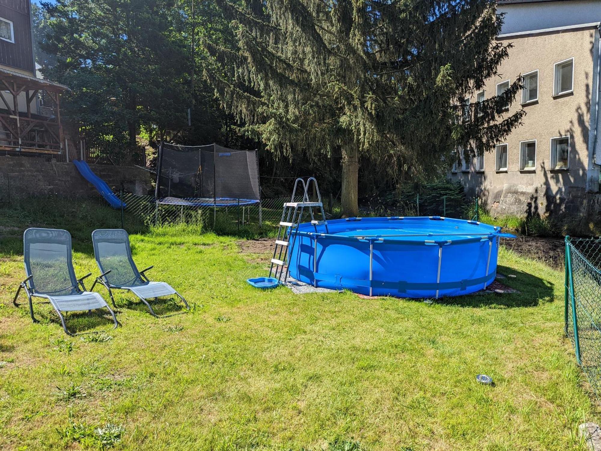 Hw4B - Urlaubsmagie - Zentral Mit Gemeinschaftsgarten, -Pool, -Sauna & Whirlpool Sebnitz Ngoại thất bức ảnh